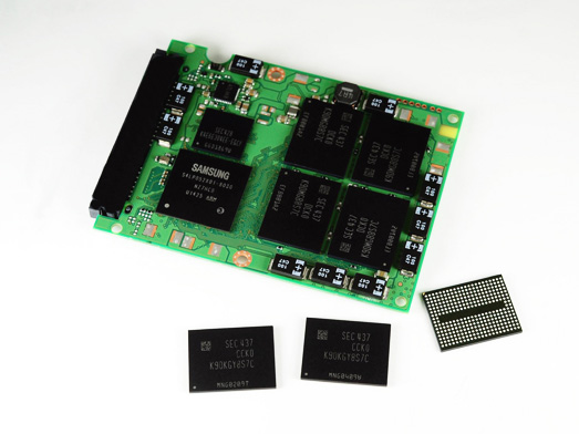 Samsung начала серийное производство трехбитовой памяти 3D V-NAND
