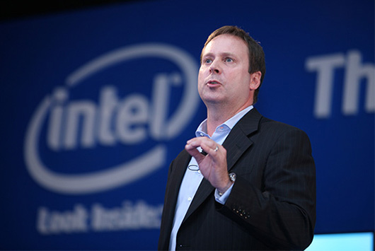 Intel: гибридные компьютеры и чипы Skylake помогут рынку ПК вернуться к росту