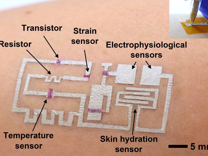 Рисование электросхем на коже решает проблемы биомониторинга
