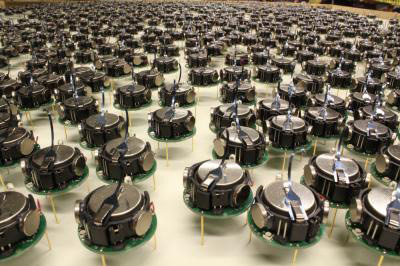 «Стая» роботов демонстрирует способность самоорганизации
