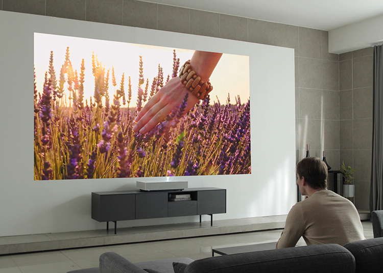 LG анонсировала ультракороткофокусный лазерный 4K-проектор Cinebeam