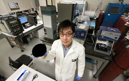 Разработана «углерод-фторная» батарея с рекордными рабочими характеристиками Разработана «углерод-фторная» батарея с рекордными рабочими характеристиками