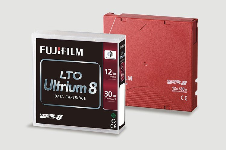 Fujifilm подтвердила техническую осуществимость ленточного картриджа ёмкостью 400 ТБ