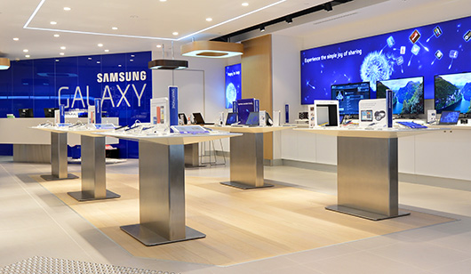 Samsung планирует открыть в Украине 300 монобрендовых магазинов до конца 2013 г.