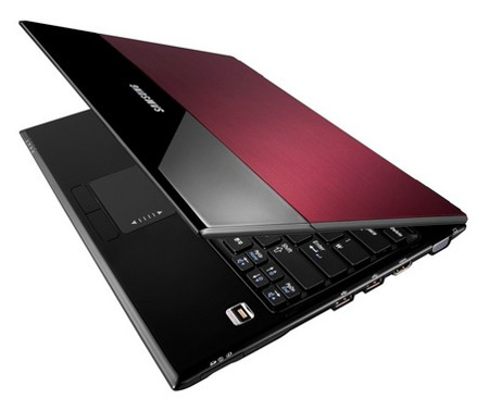 Samsung анонсировала выход X360 - флагмана своей линейки ноутбуков
