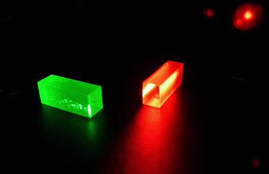 Квантовую информацию фотона успешно телепортировали в кристалл Квантовую информацию фотона успешно телепортировали в кристалл