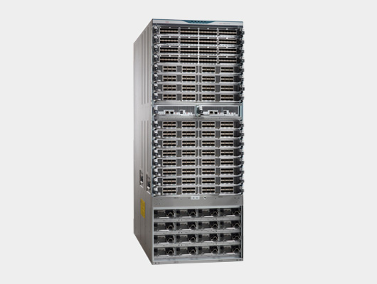 Cisco представила коммутатор MDS 9700 с поддержкой скорости 64 Гбит/с
