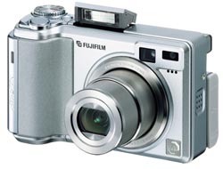 Летний парад новинок от Fujifilm