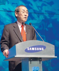 Samsung будущее за видеокоммуникациями